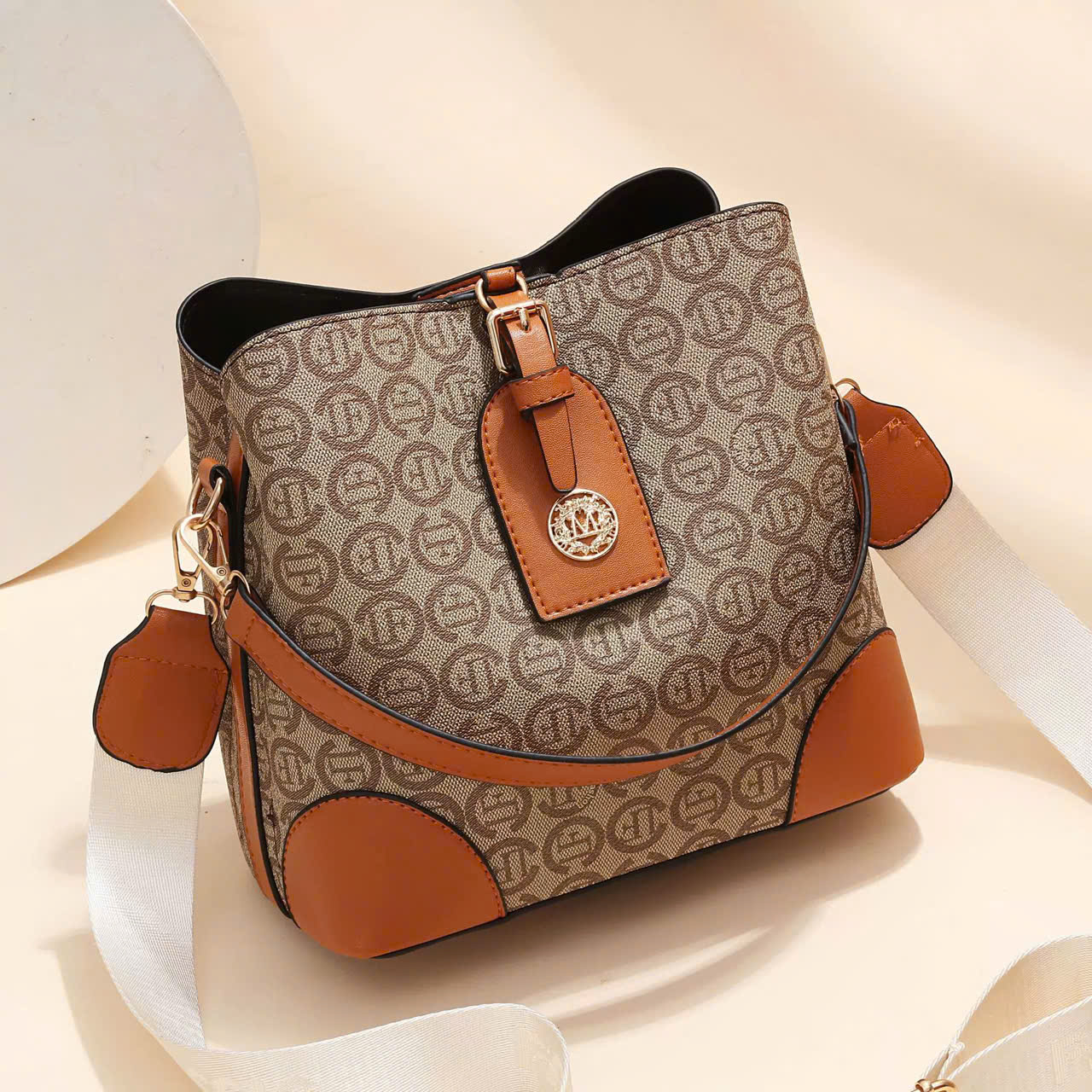 Túi đeo chéo đơn thiết kế mới 2025