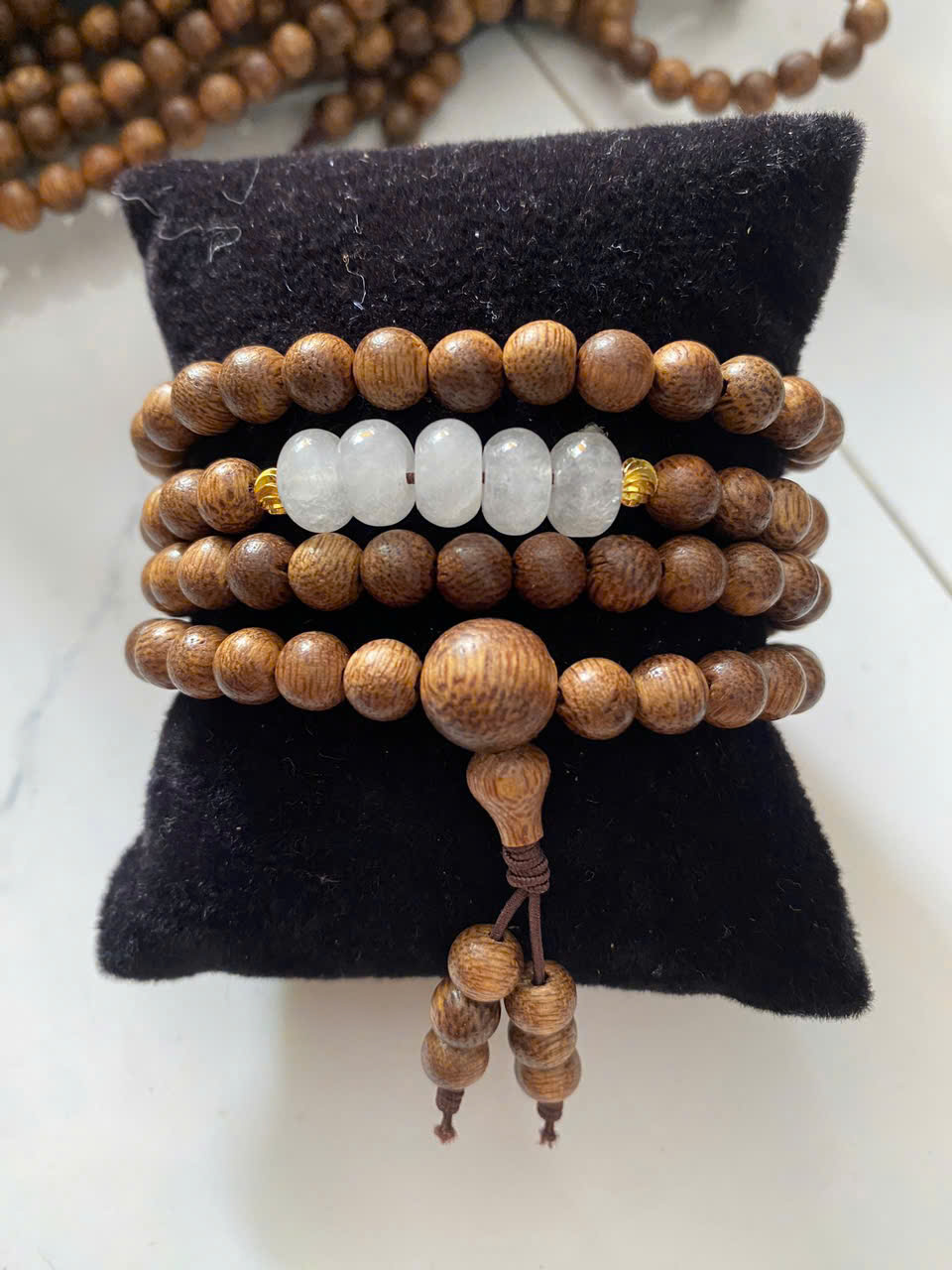 Vòng trầm aloura 03