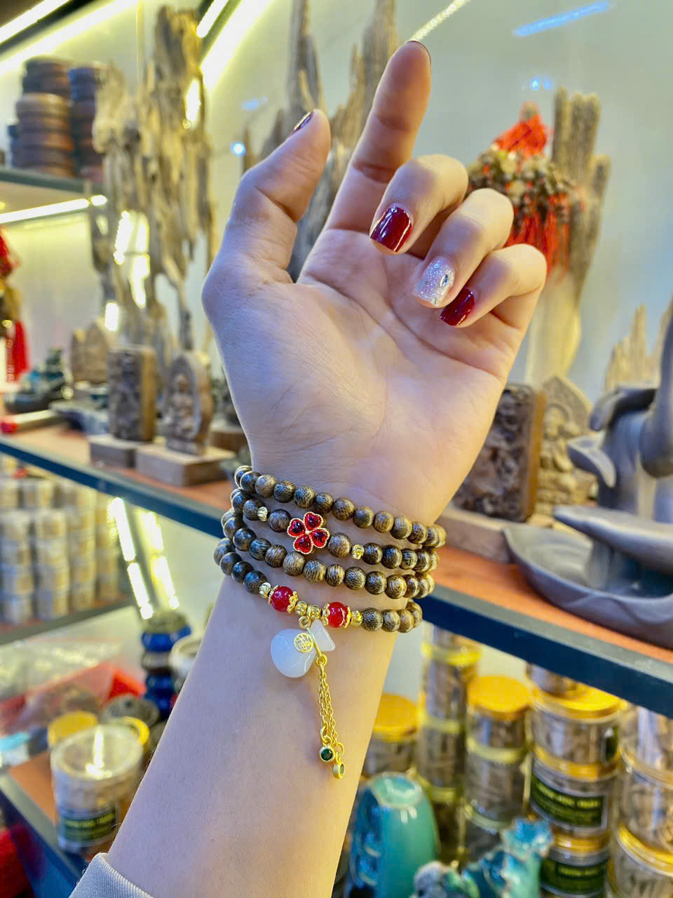 Vòng trầm aloura 03